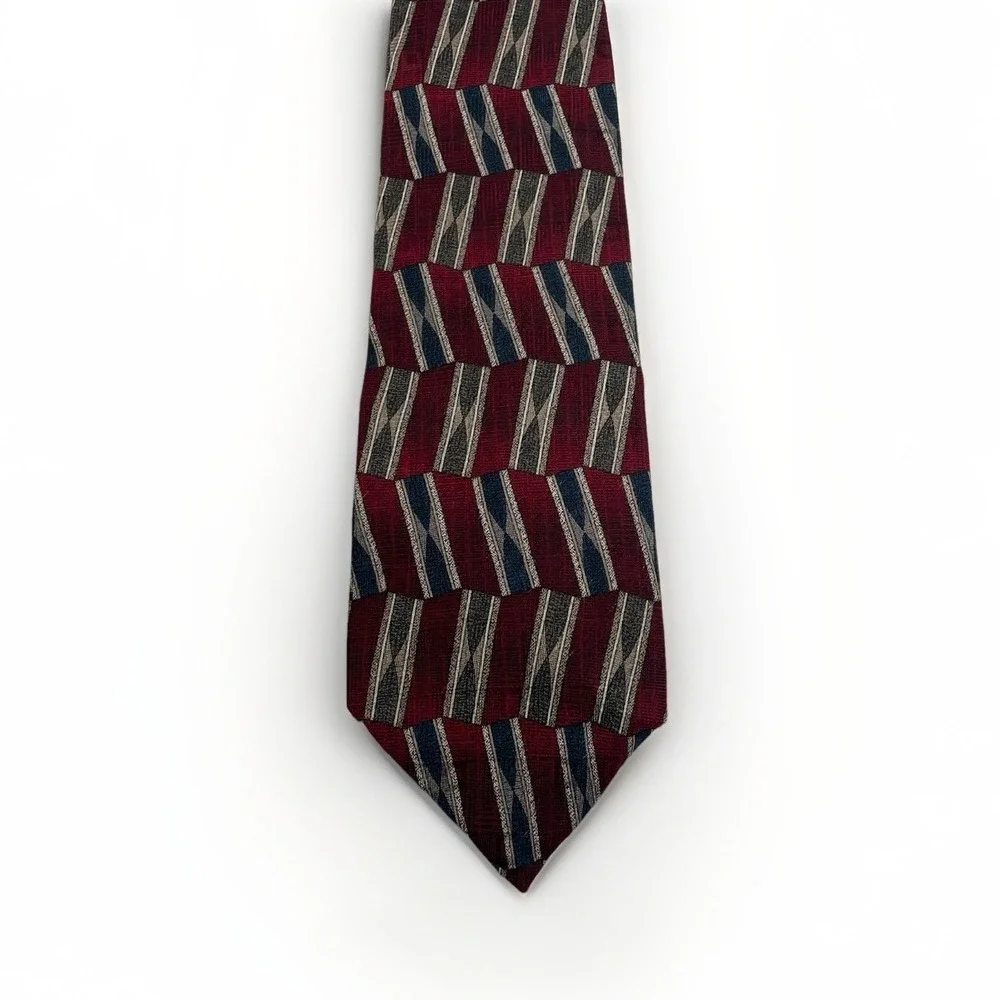 Valeriano Men's Silk‎ Tie Red Geometric Pattern Vintage Classic 3.75